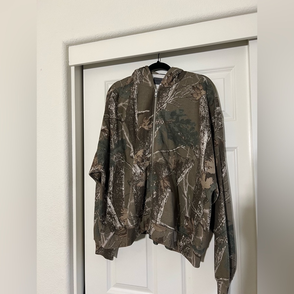 Abercrombie & Fitch Essential Cropped Full-Zip Hoodie